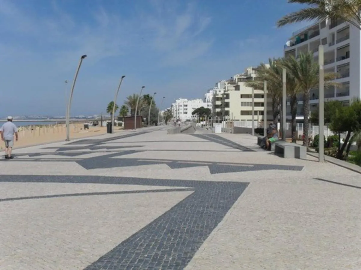 1 Bedroom Holidays Apartment In Quarteira Algarve