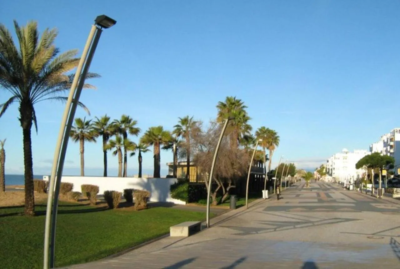 1 Bedroom Holidays Apartment In Quarteira Algarve